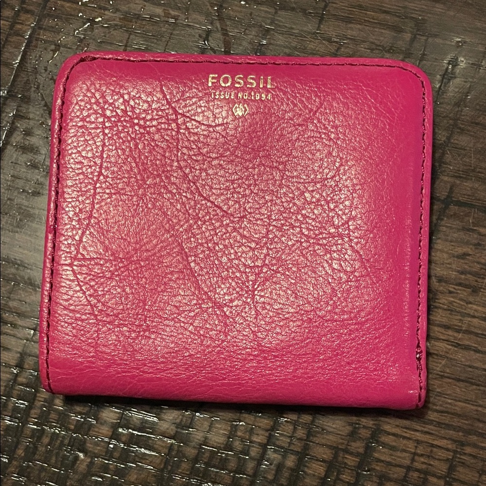 Fossil pink Leather fold over Wallet with id and card slots